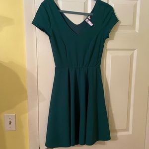Alya Short Sleeve Mini Dress